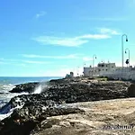 Blue Sea 아파트